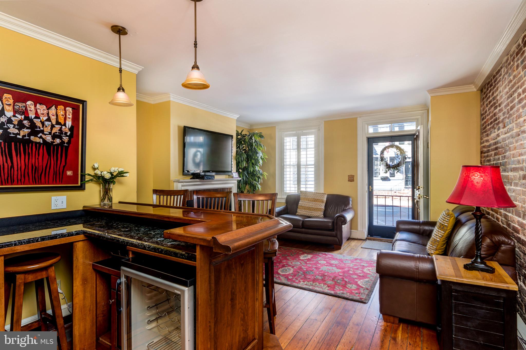 HISTORIC DISTRICT - Residential