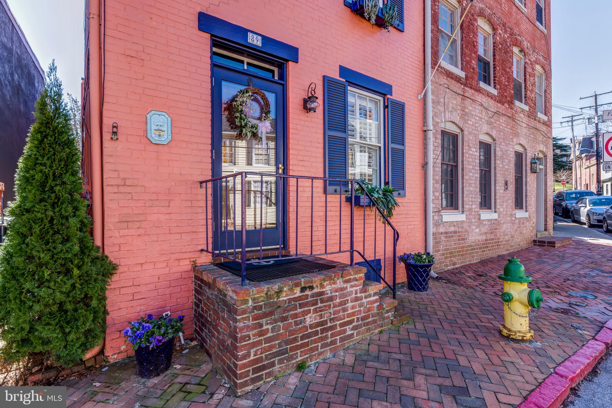 HISTORIC DISTRICT - Residential