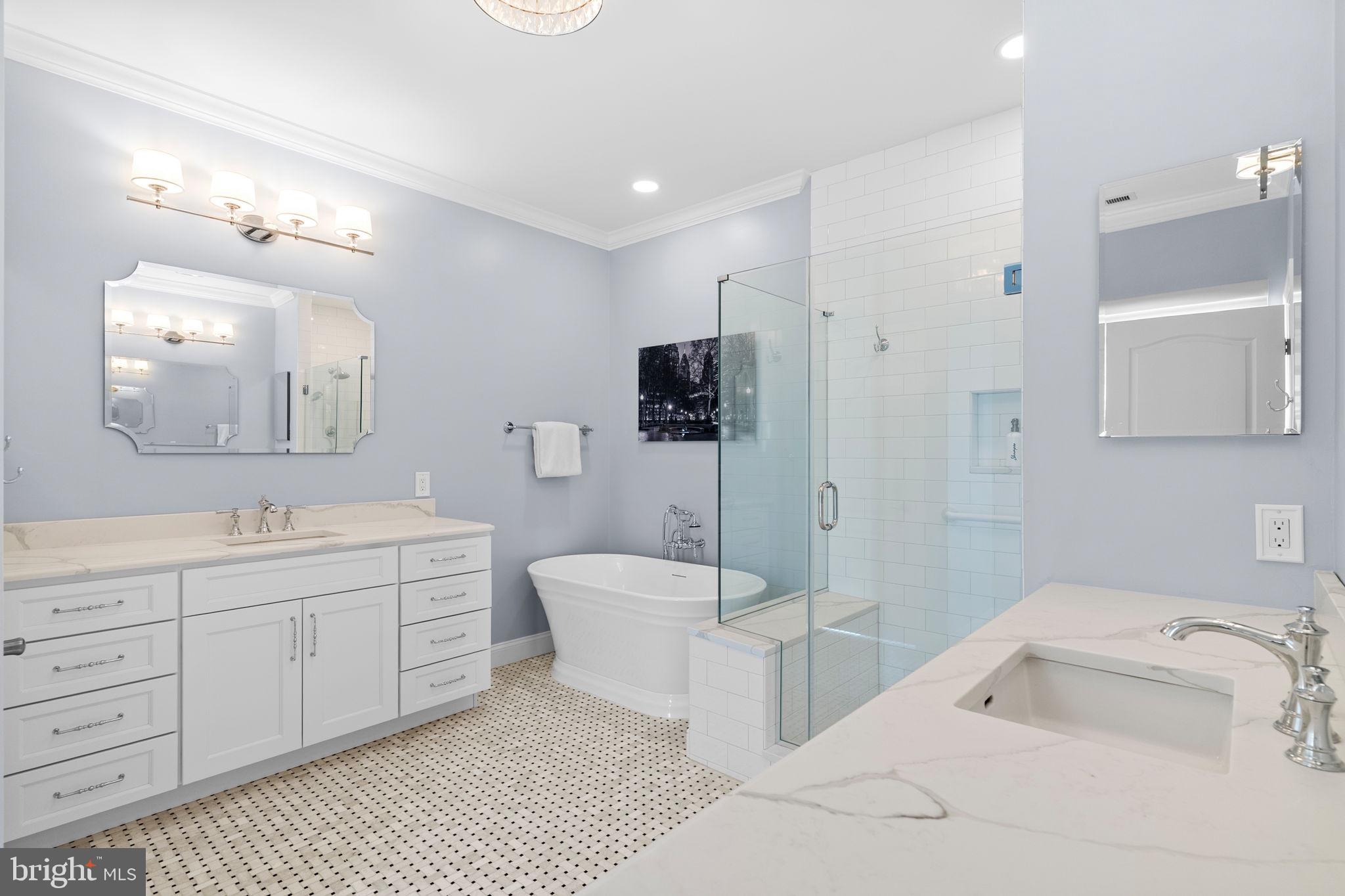 NEWTOWN WALK - Residential