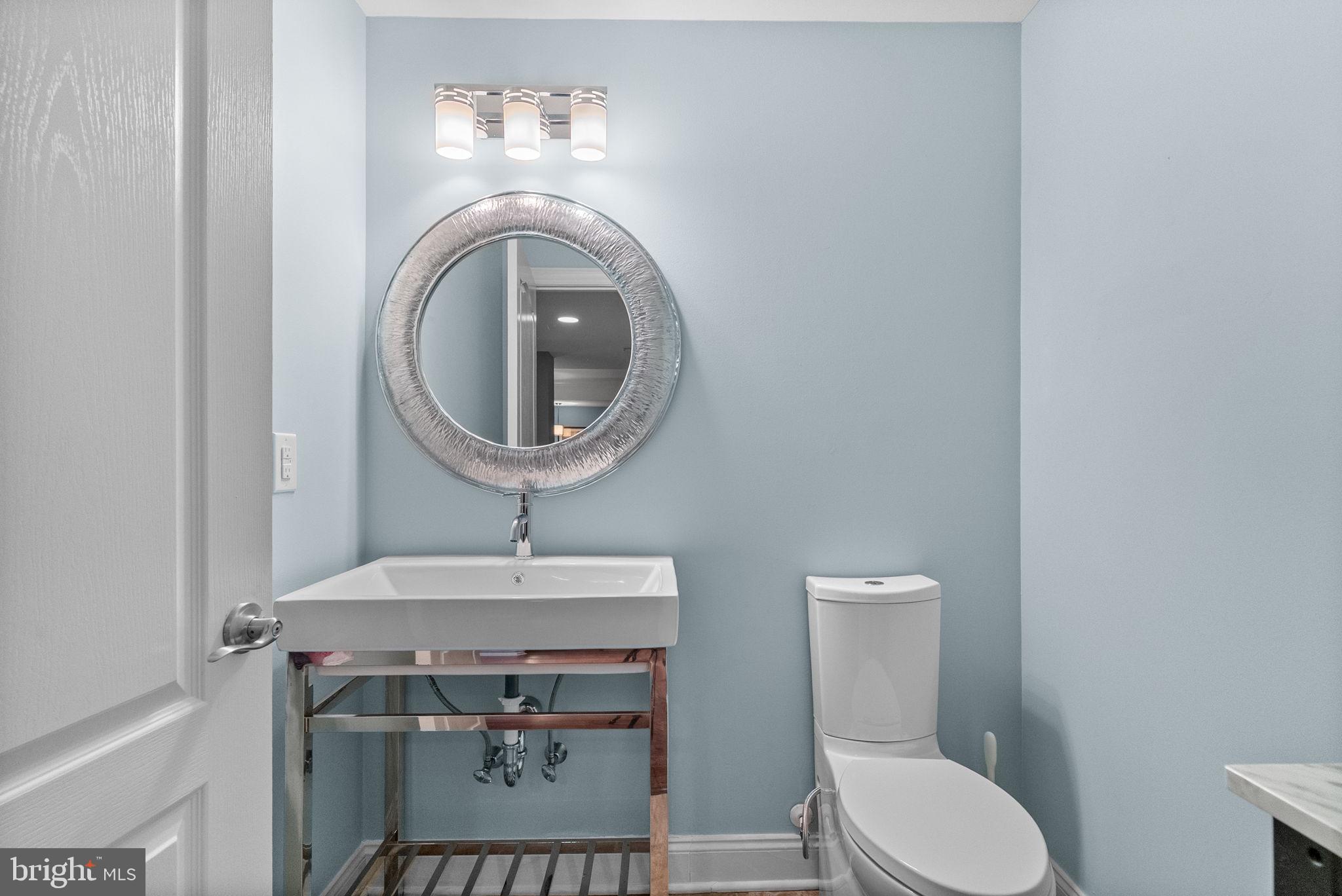 NEWTOWN WALK - Residential