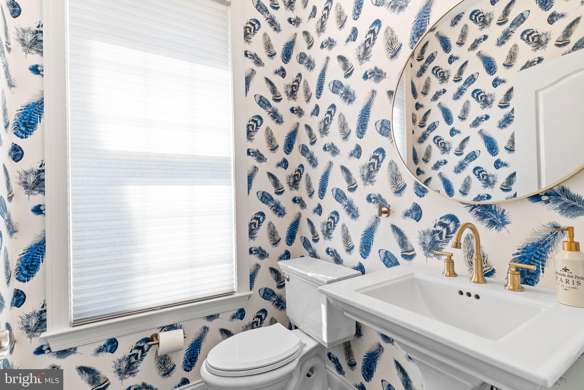 NEWTOWN WALK - Residential