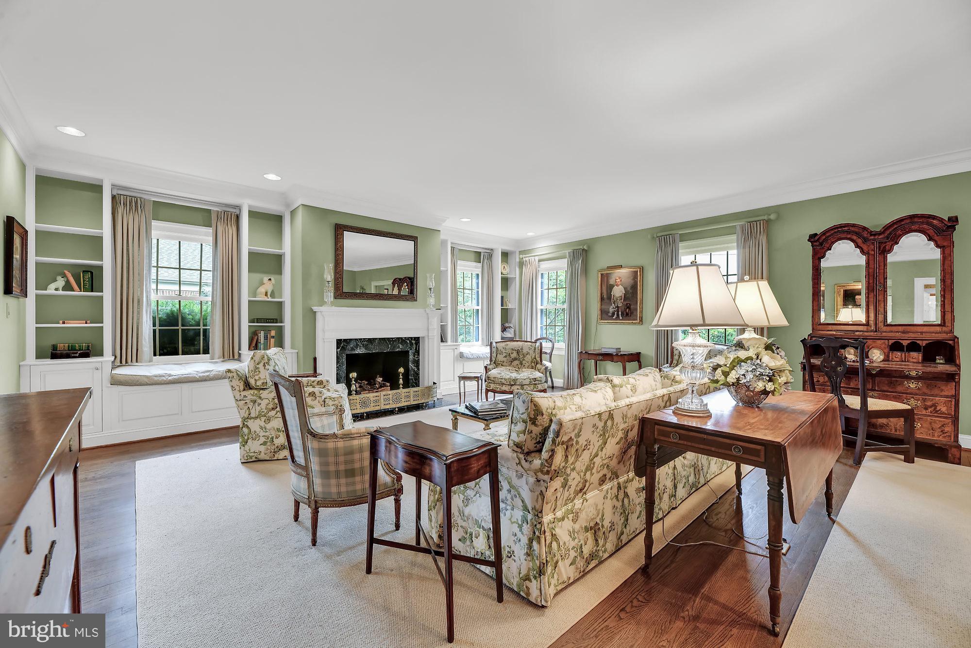 LUTHERVILLE - Residential