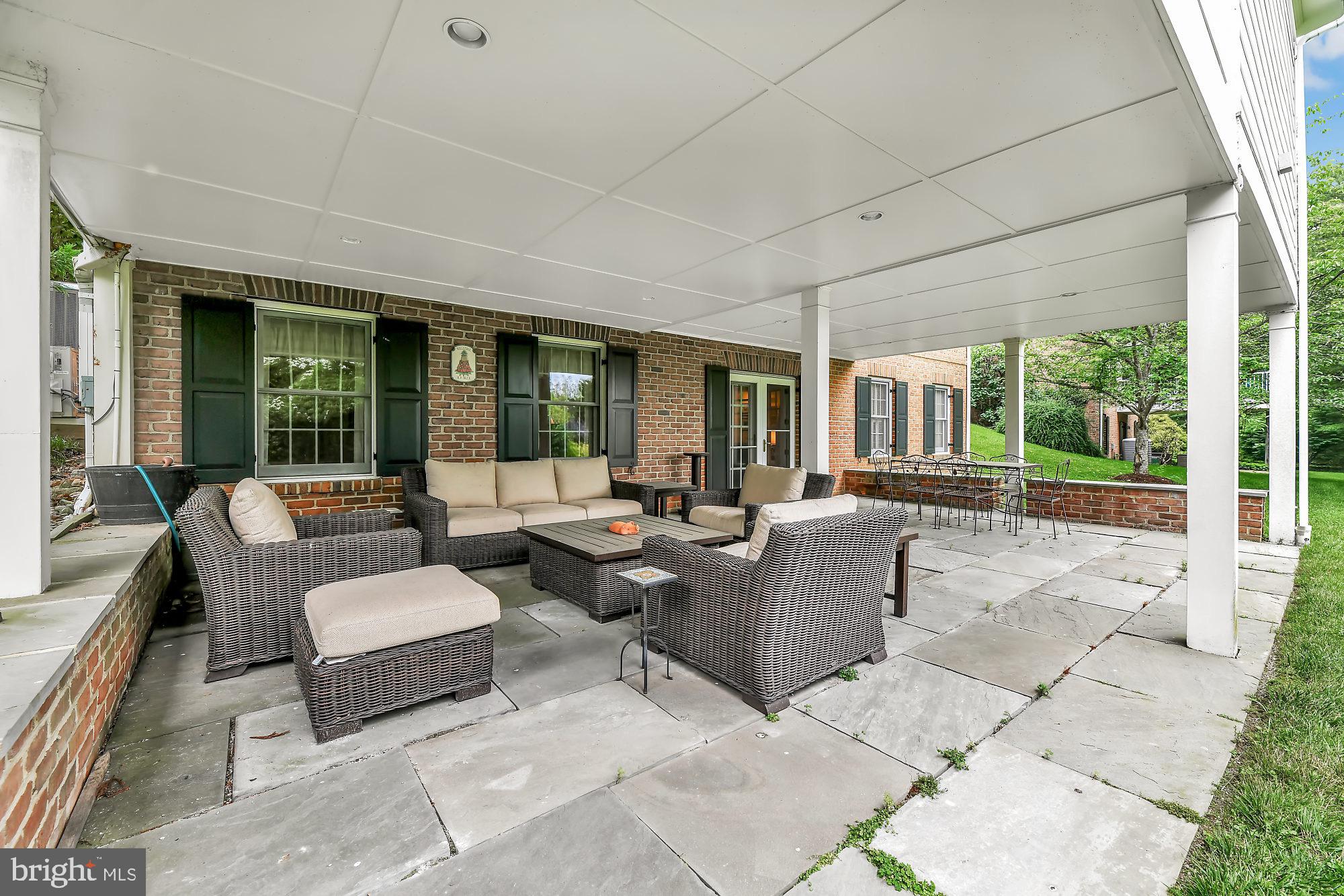 LUTHERVILLE - Residential