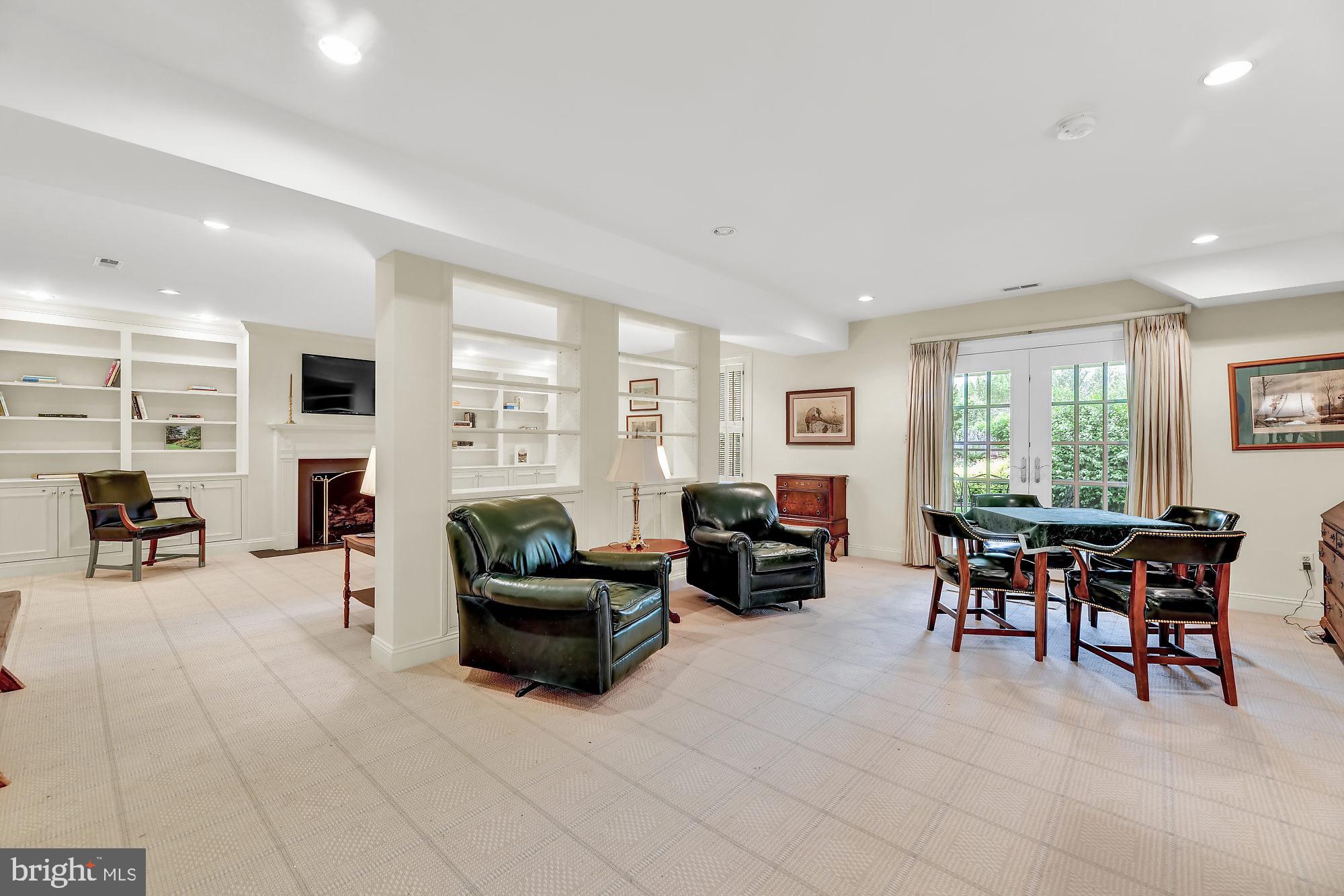 LUTHERVILLE - Residential