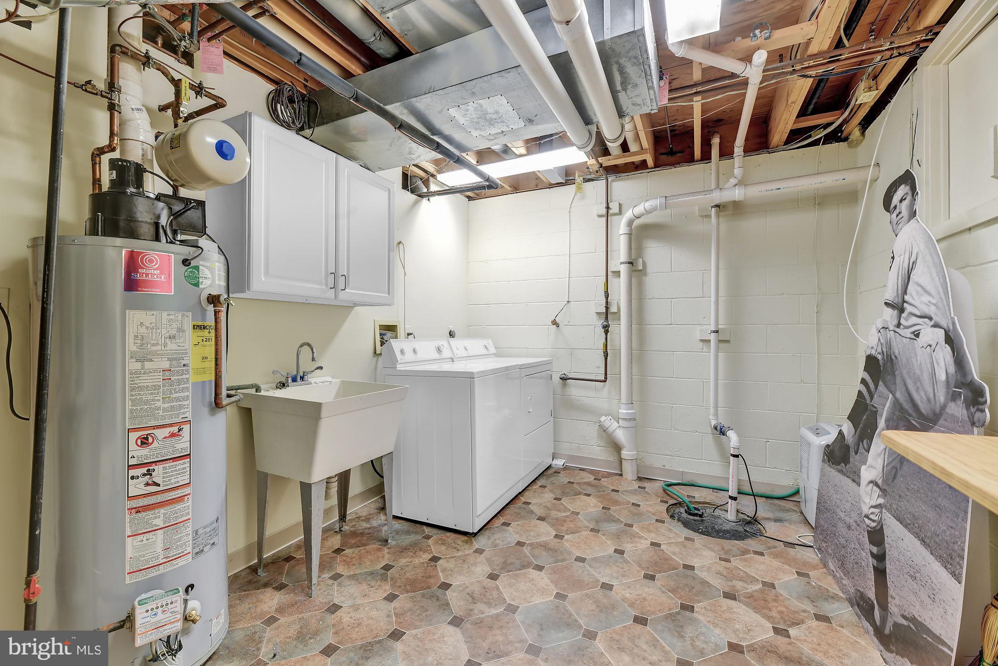 LUTHERVILLE - Residential