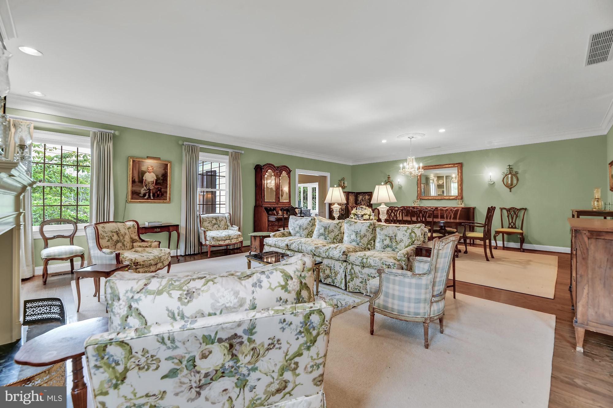 LUTHERVILLE - Residential