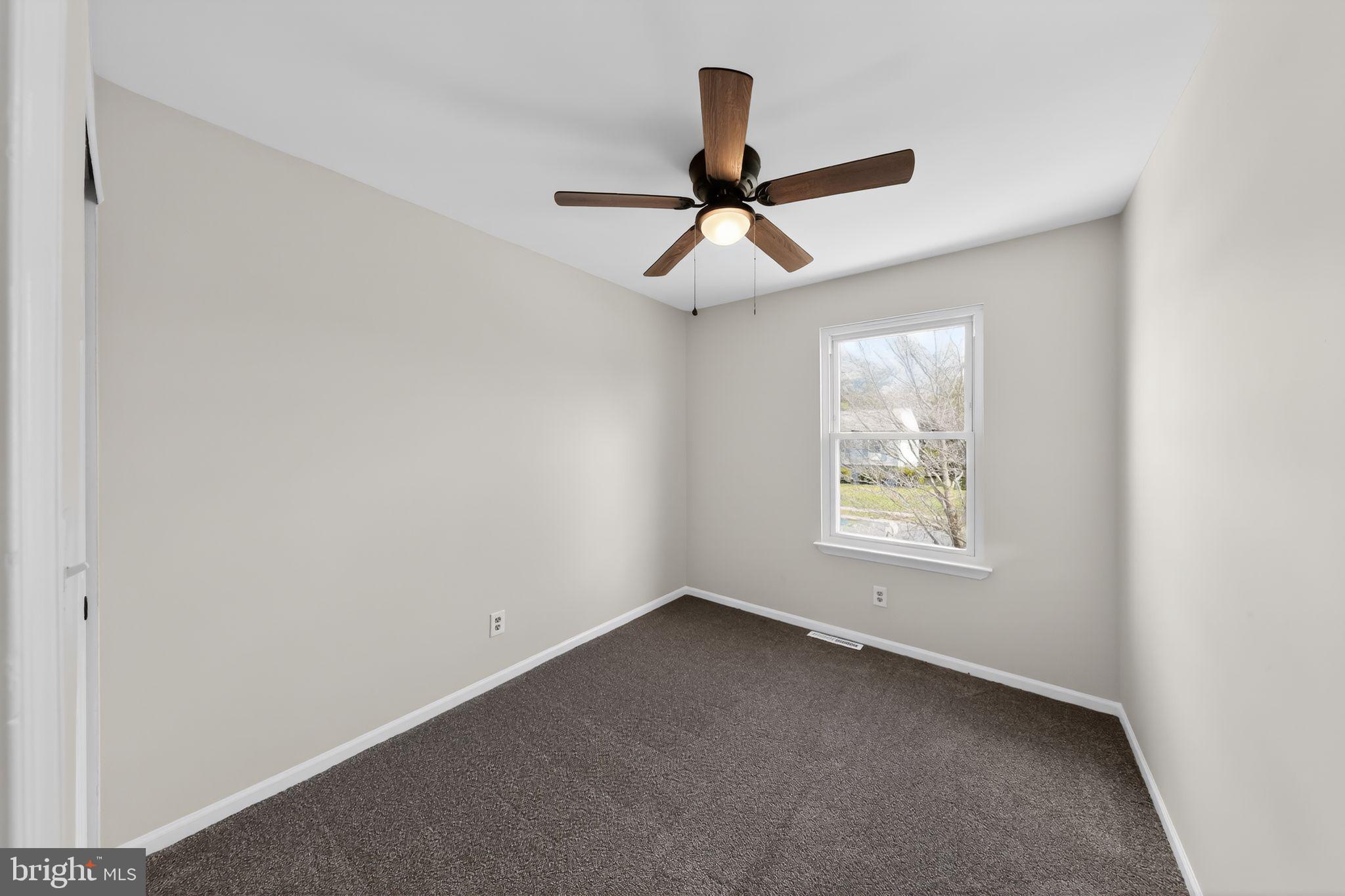 COUNTRY CREEK - Residential