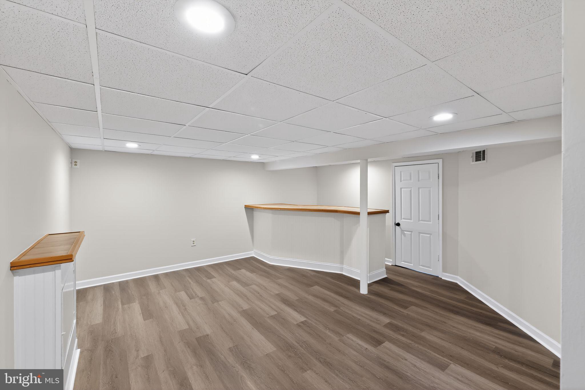 COUNTRY CREEK - Residential