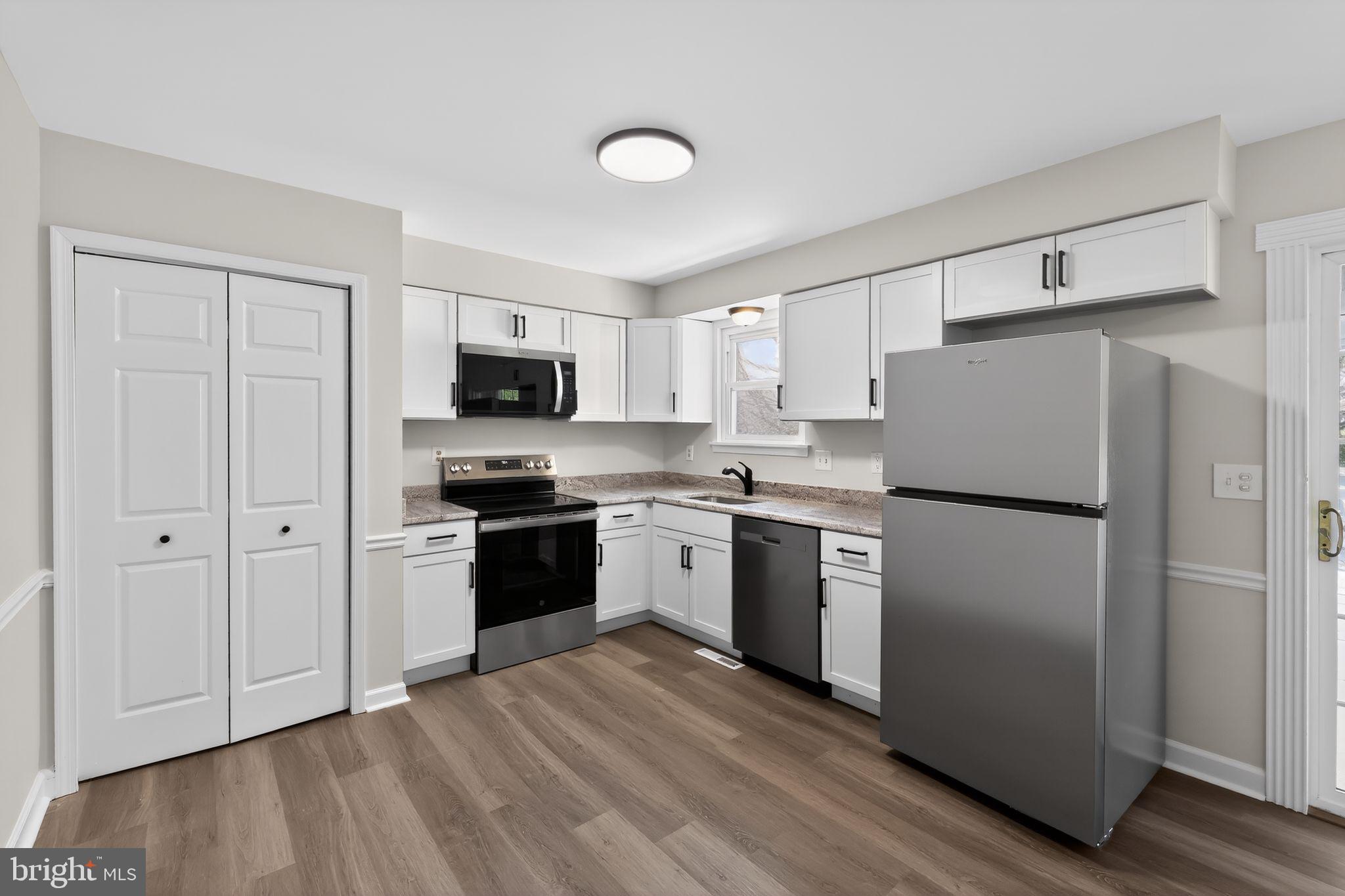 COUNTRY CREEK - Residential