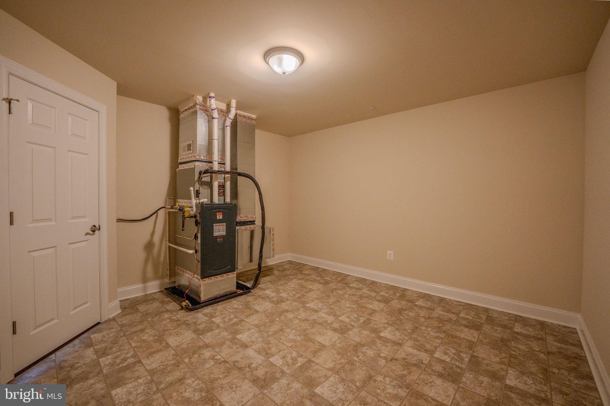 DOROLY GARDENS - Residential