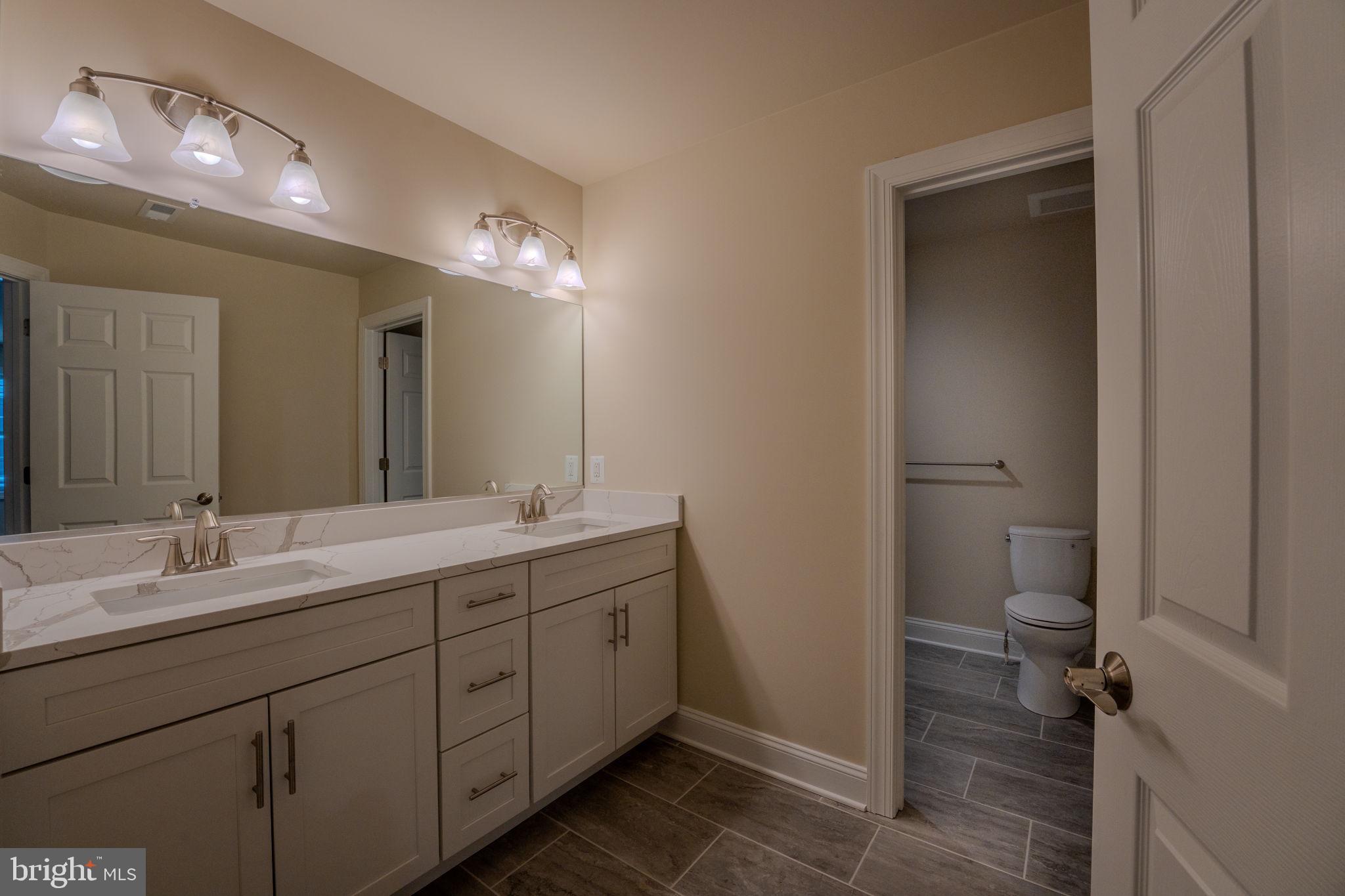 DOROLY GARDENS - Residential