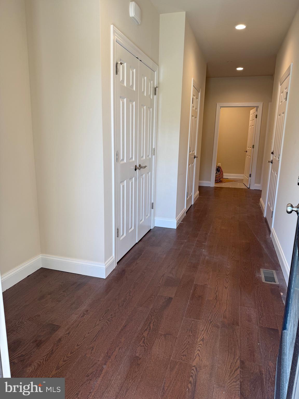 1712 BOTANICAL COURT 22