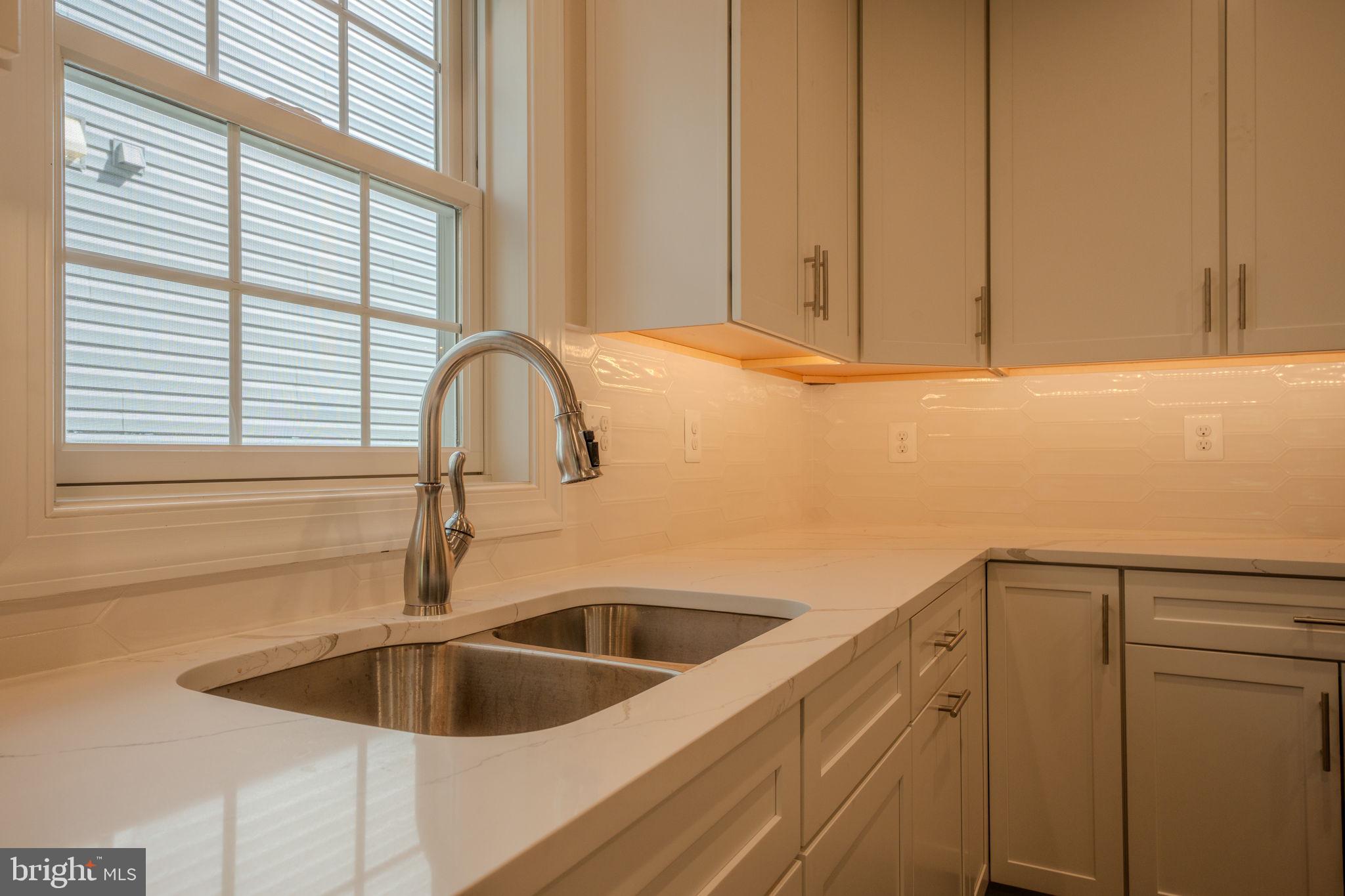 DOROLY GARDENS - Residential