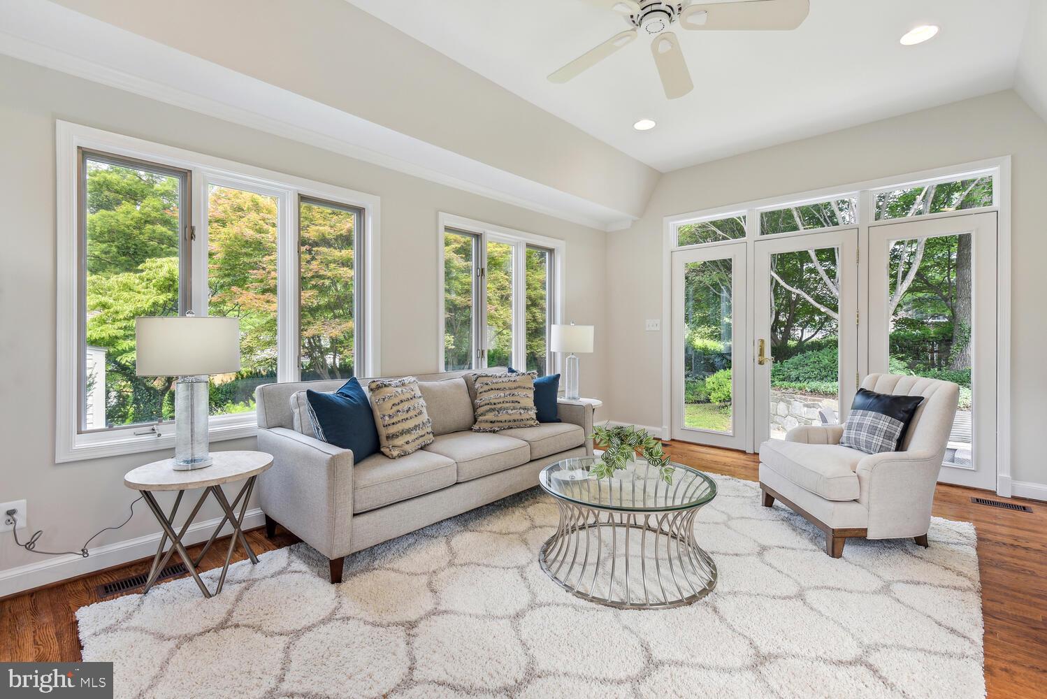 SPRINGFIELD - Residential