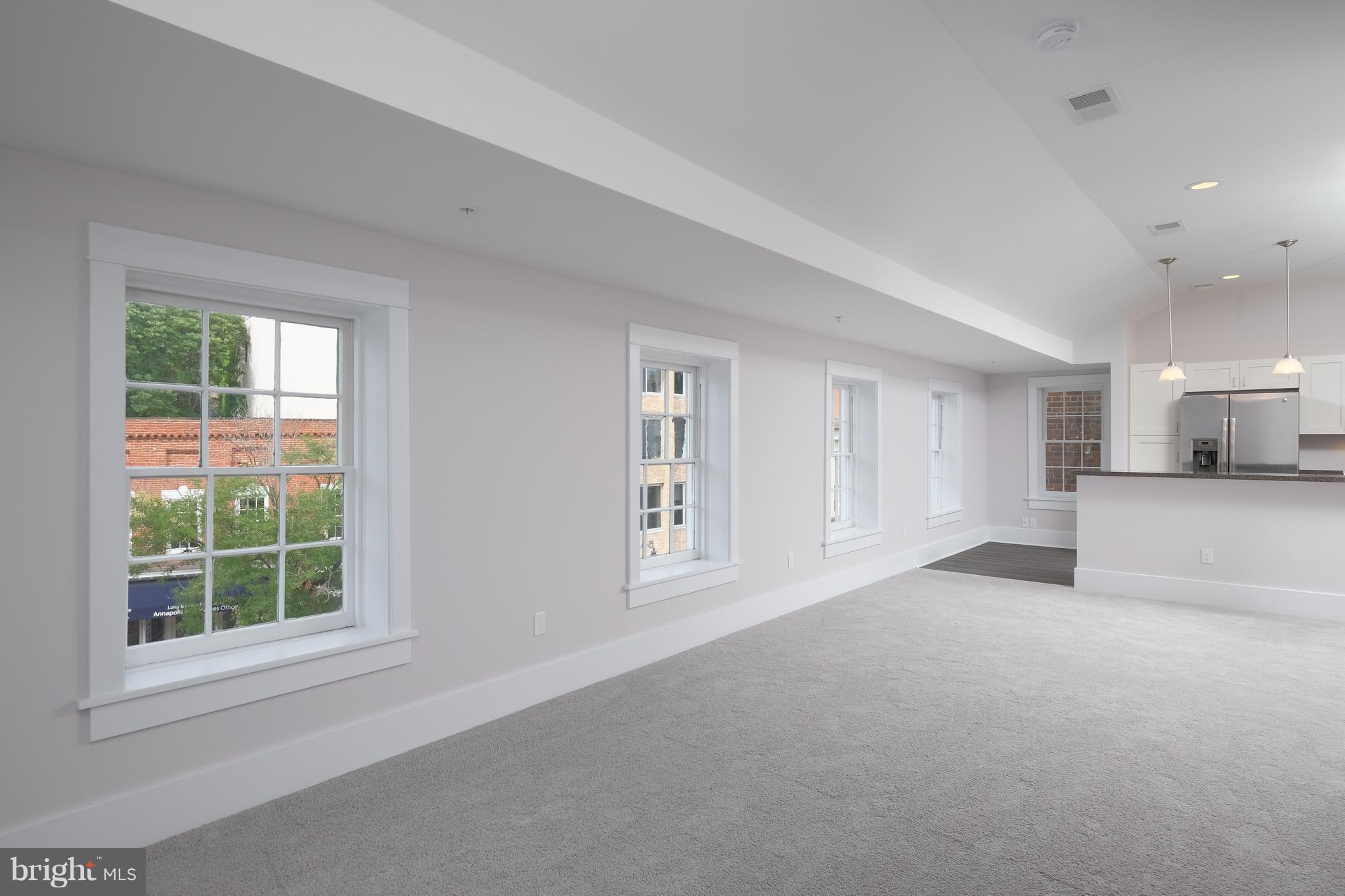 HISTORIC DISTRICT - Residential Lease