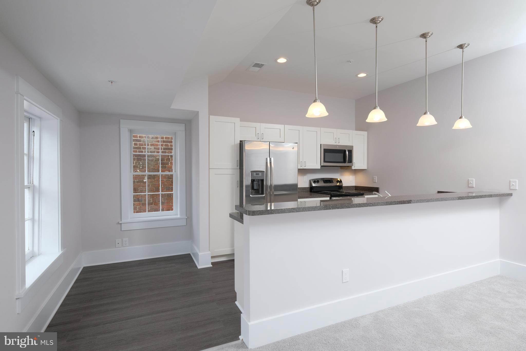 HISTORIC DISTRICT - Residential Lease