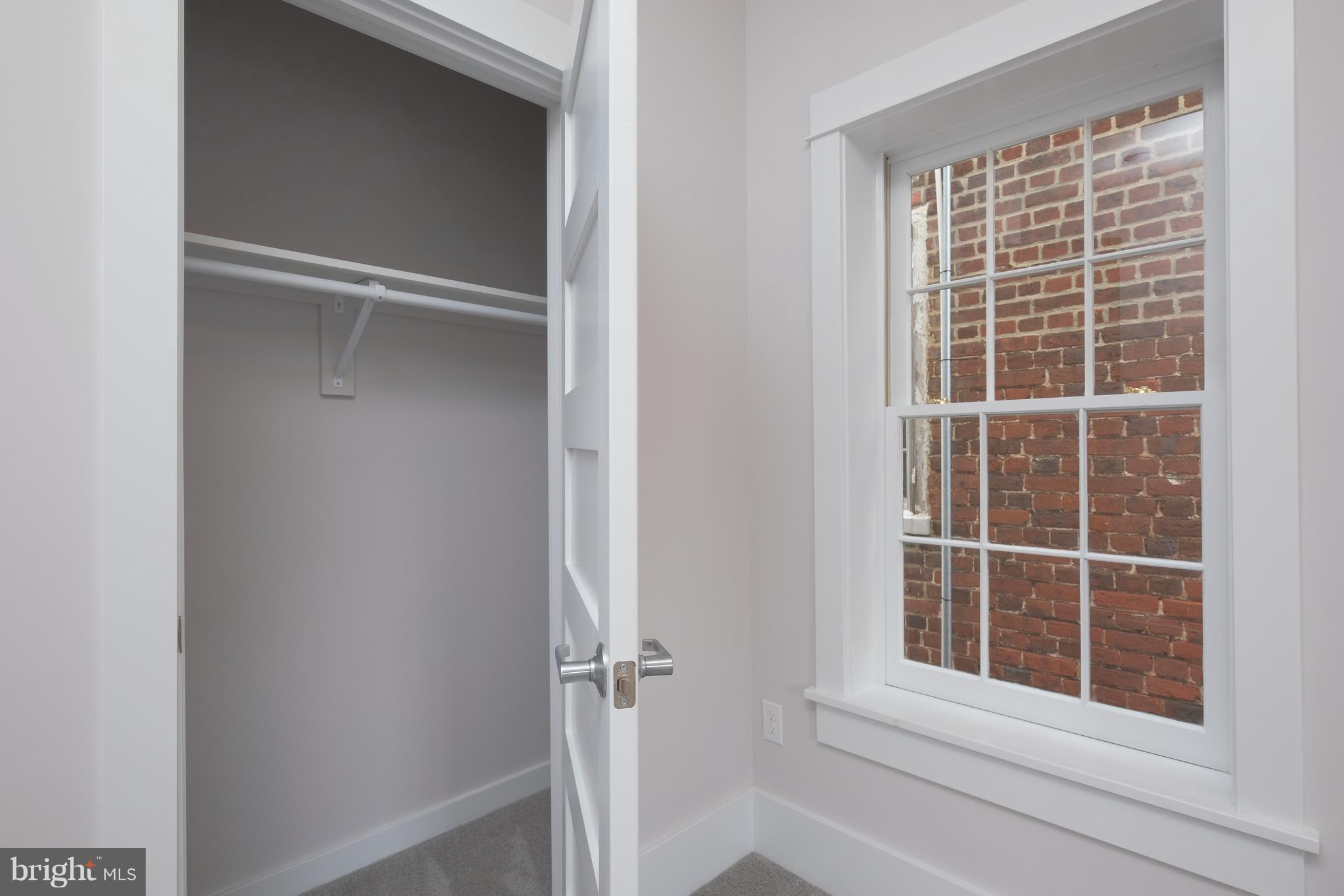 HISTORIC DISTRICT - Residential Lease