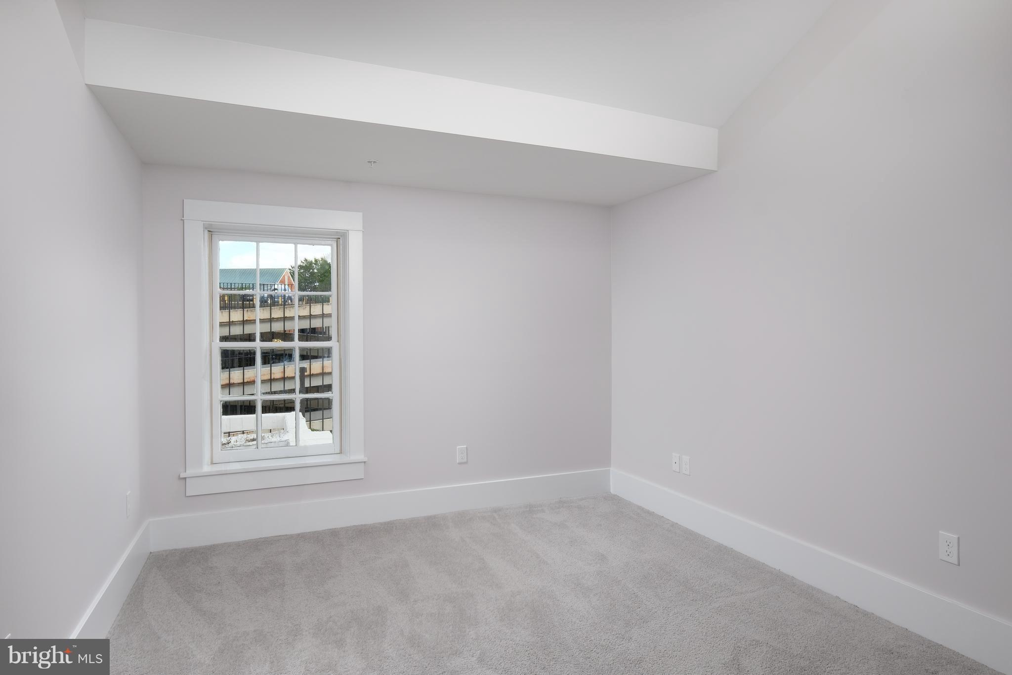 HISTORIC DISTRICT - Residential Lease