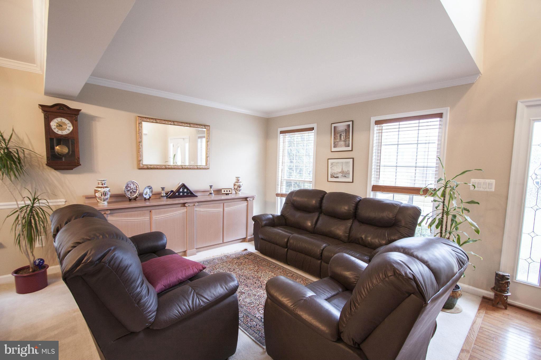 SEVEN TRAILS - Residential