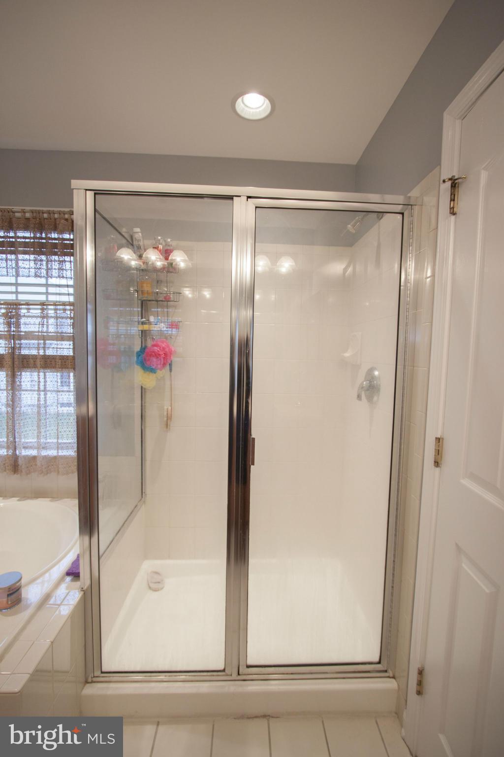 SEVEN TRAILS - Residential