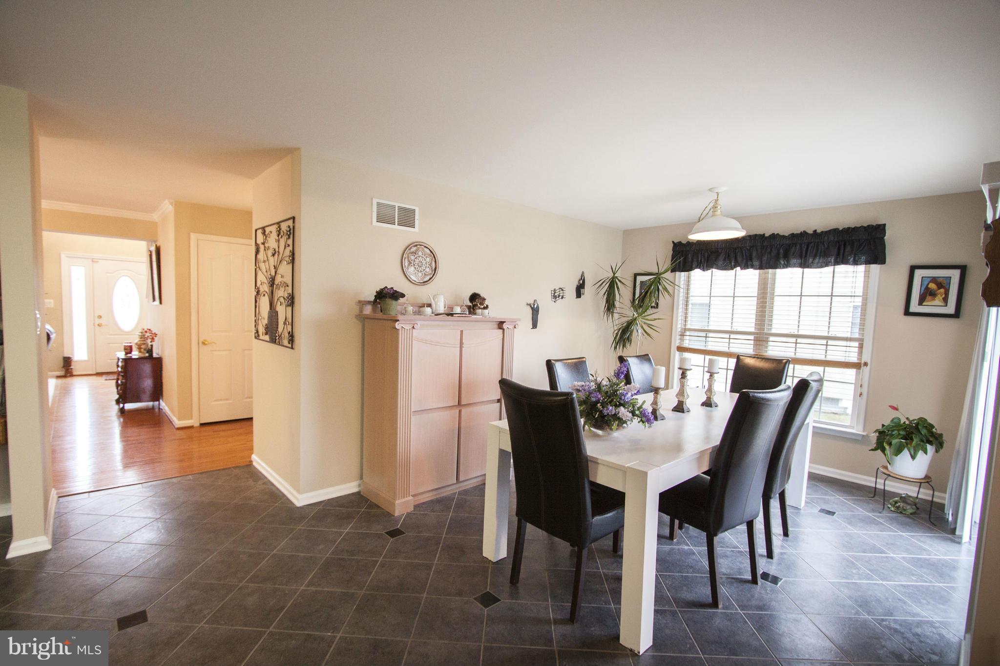 SEVEN TRAILS - Residential