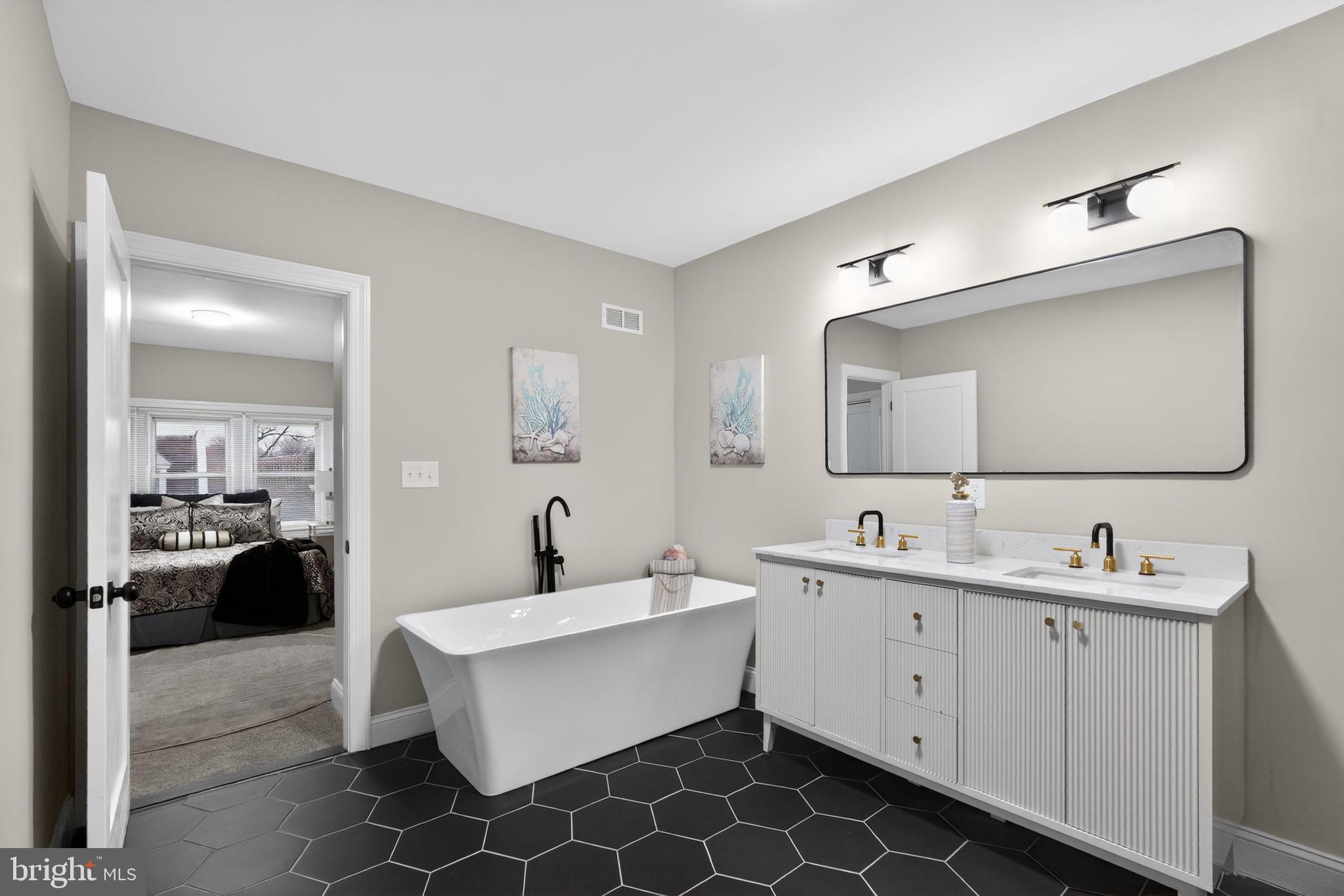 GERMANTOWN - Residential