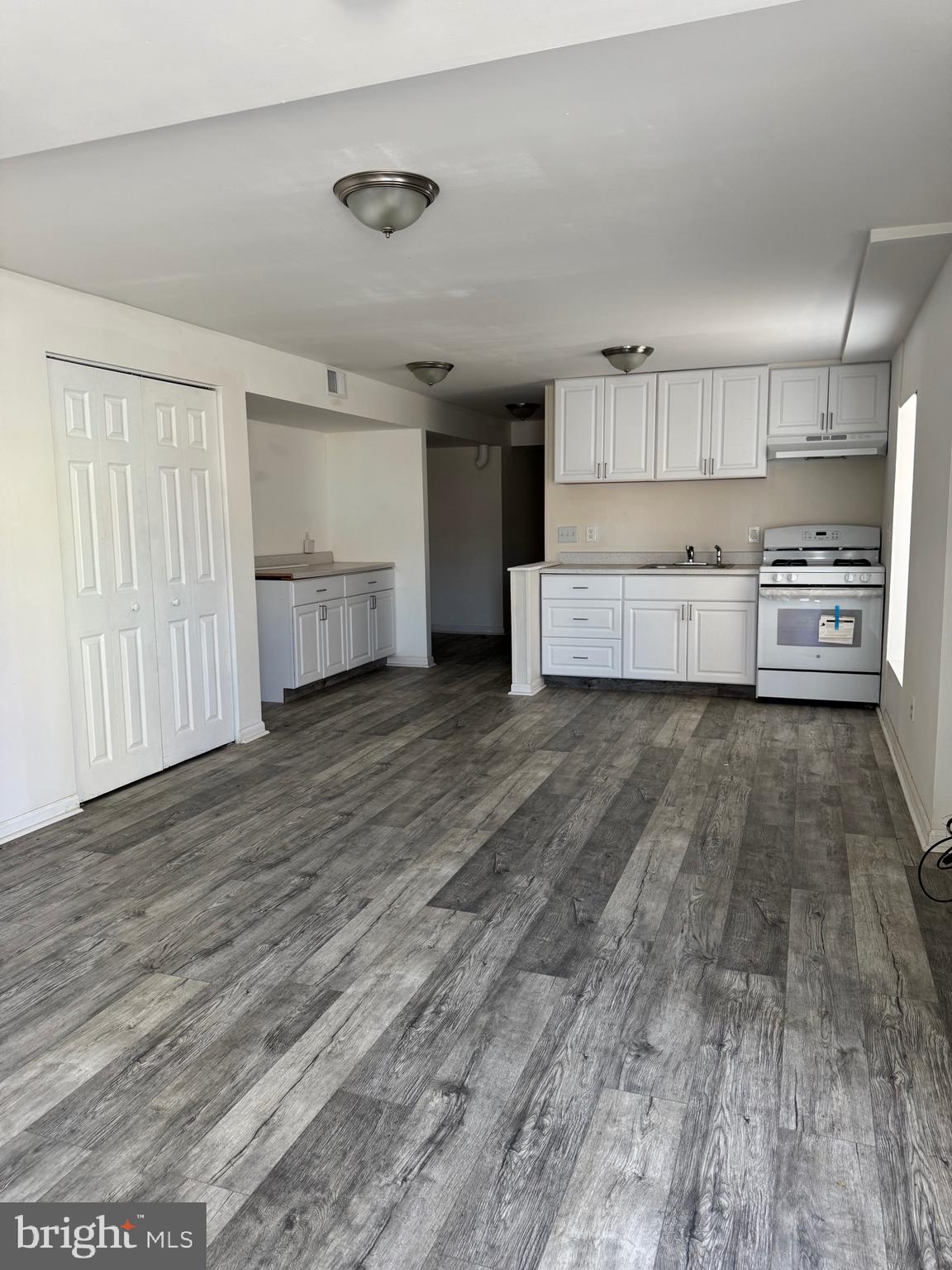 7501 TORRESDALE AVENUE