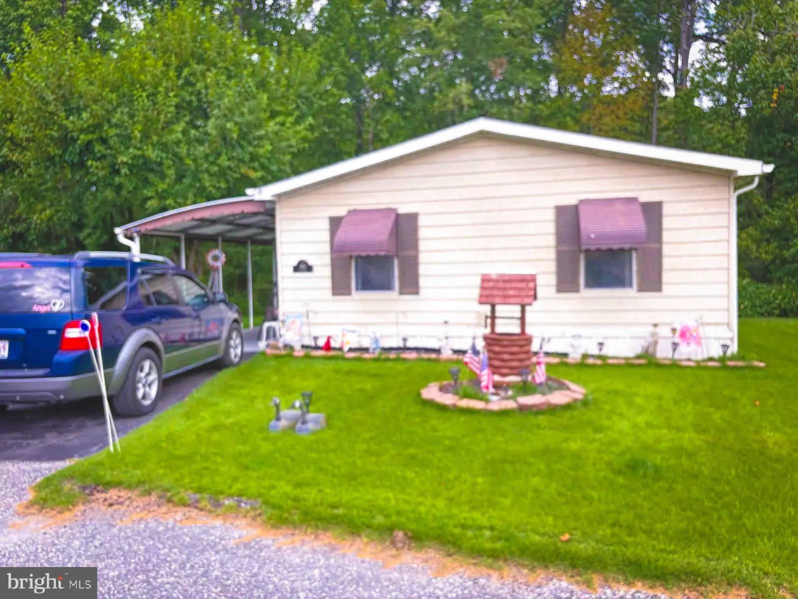 416 STEFAN COURT
