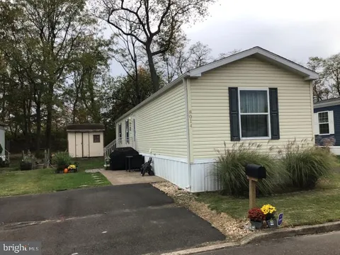 8014 Woodside Drive, Morrisville, PA MLS: PABU2109476