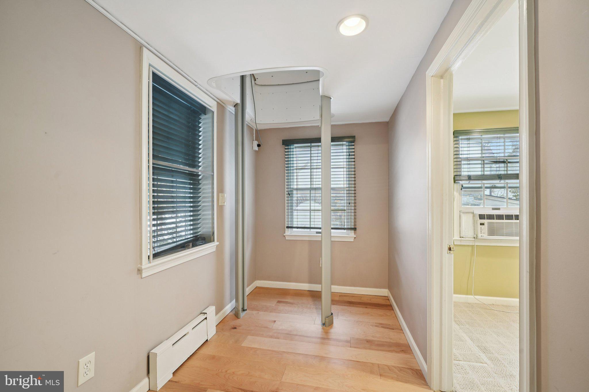 ELKINS PARK - Residential