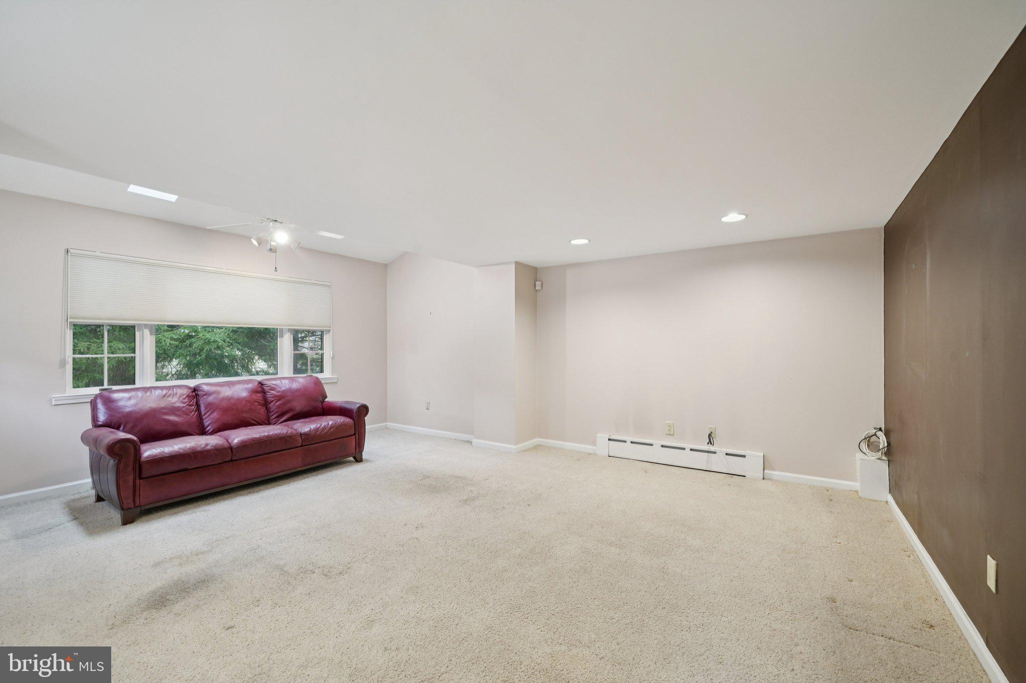 ELKINS PARK - Residential