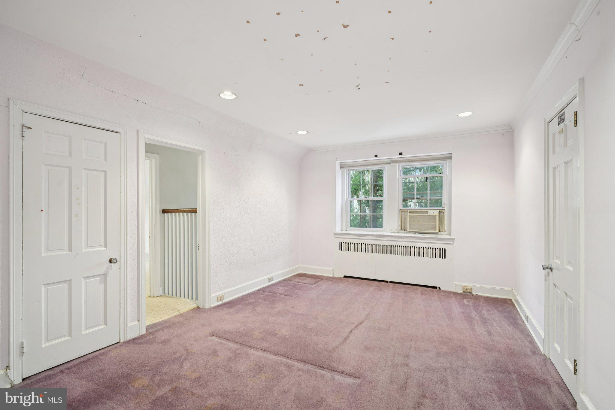 ELKINS PARK - Residential