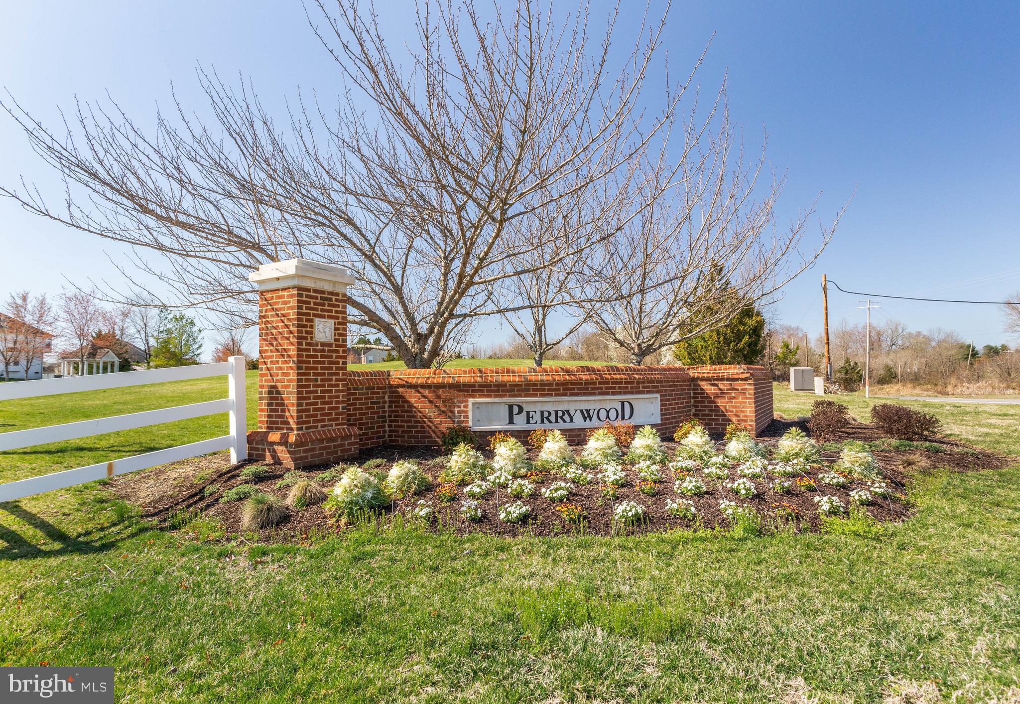 PERRYWOOD - Residential