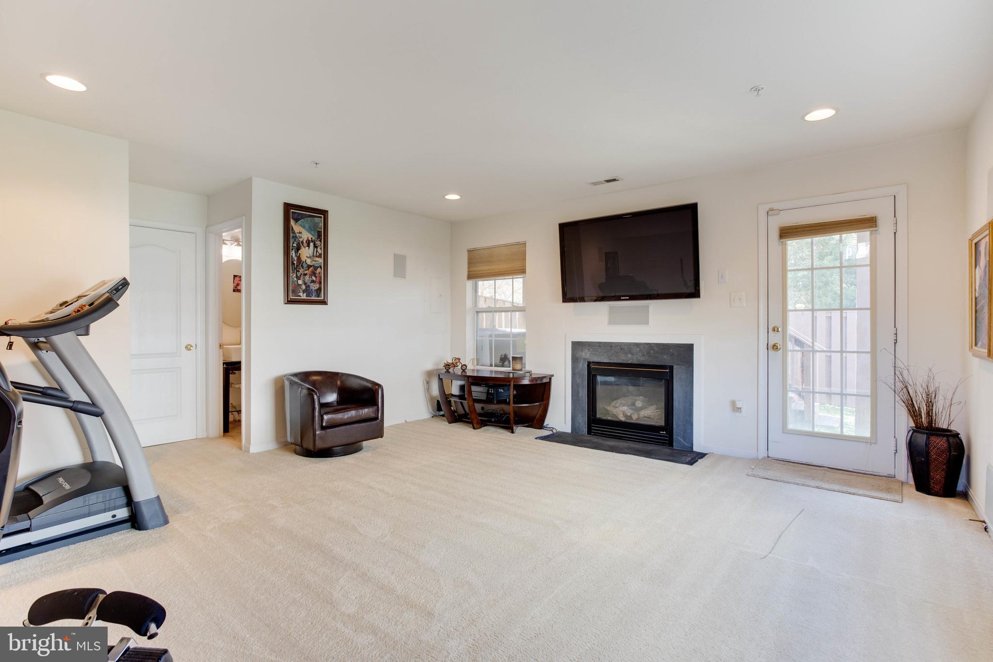 PERRYWOOD - Residential