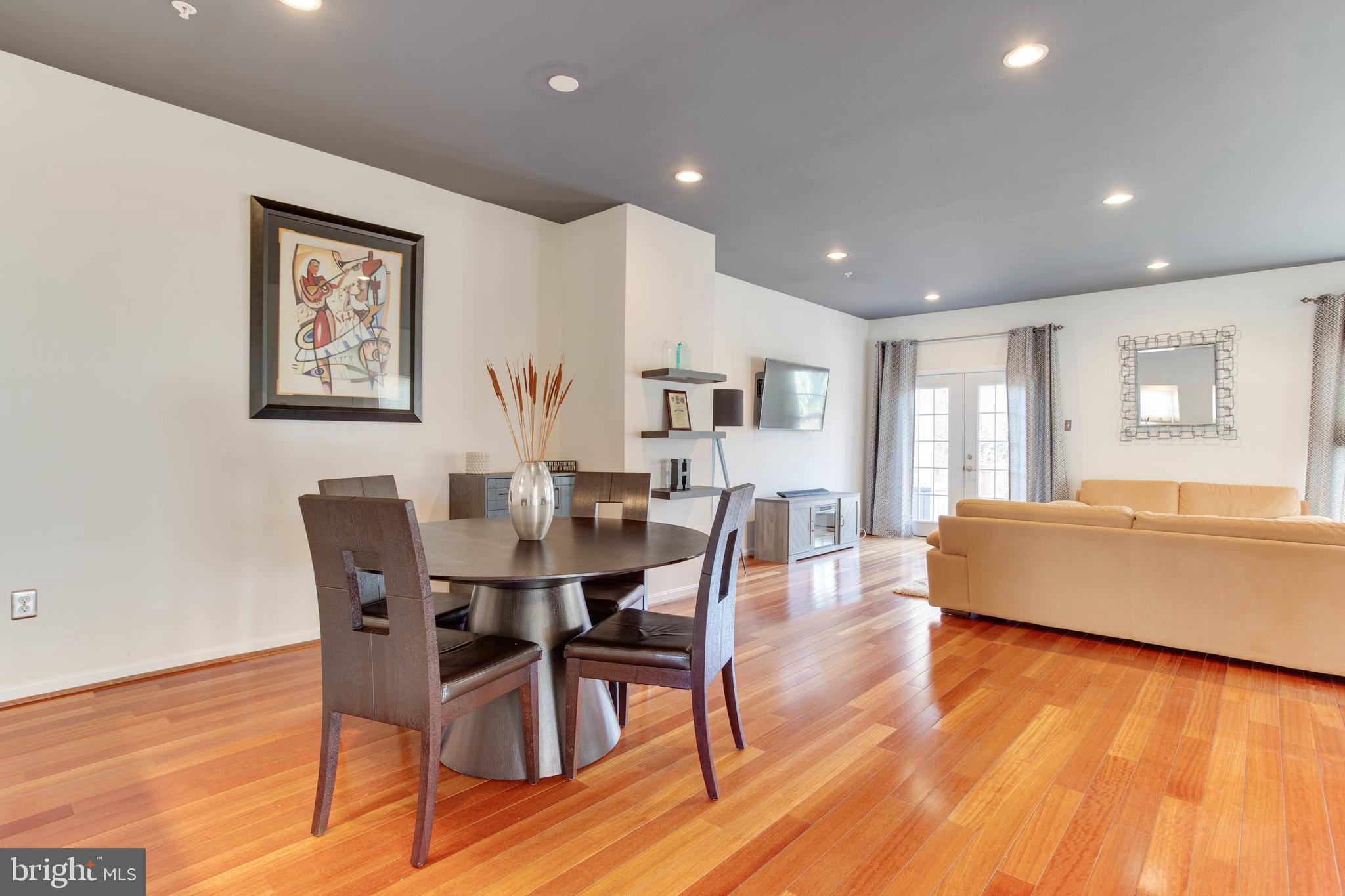 PERRYWOOD - Residential