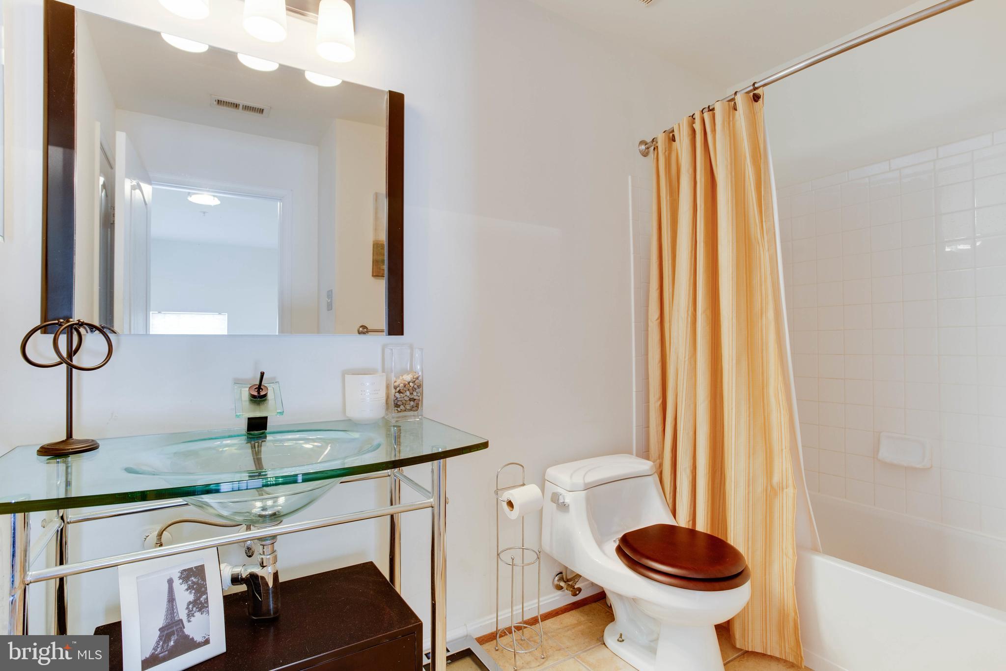 PERRYWOOD - Residential