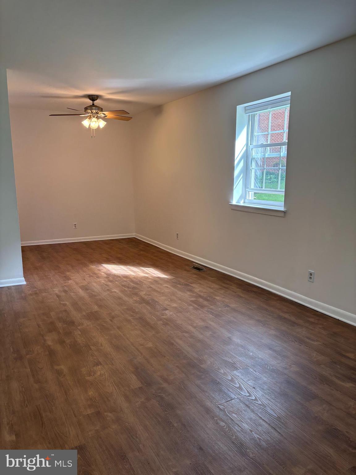 GLENHARDIE - Residential Lease