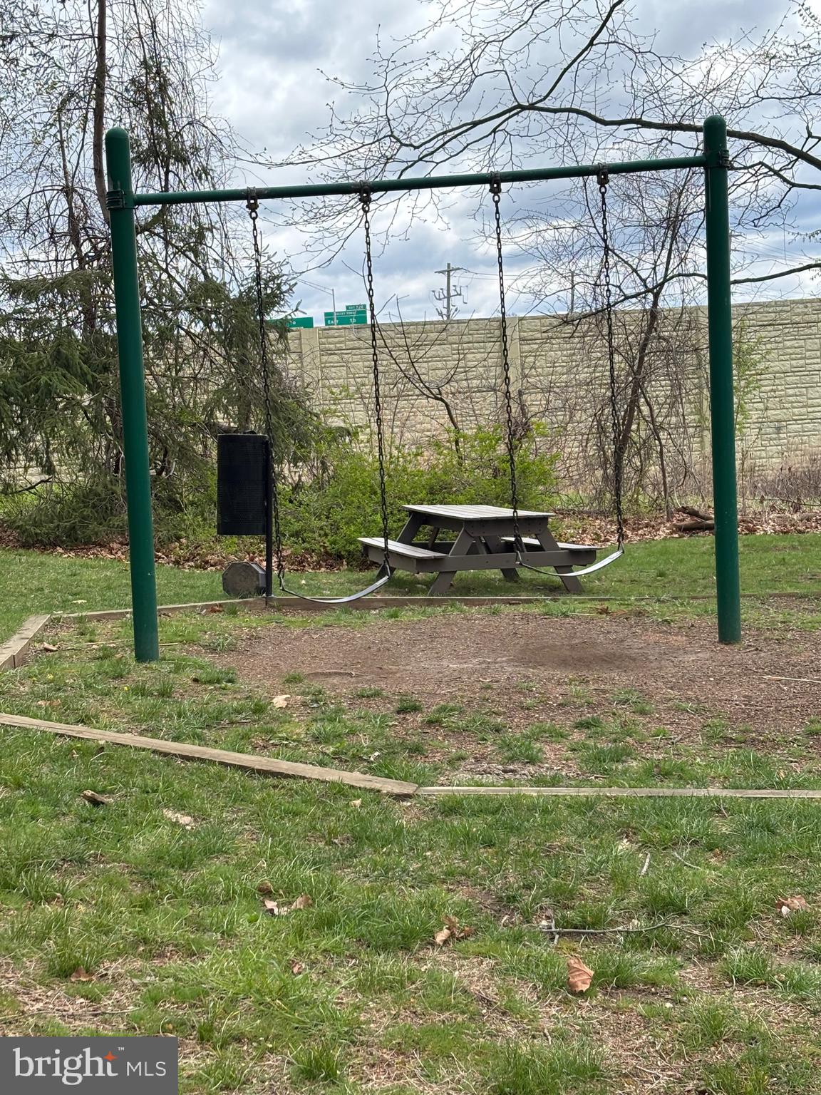 GLENHARDIE - Residential Lease