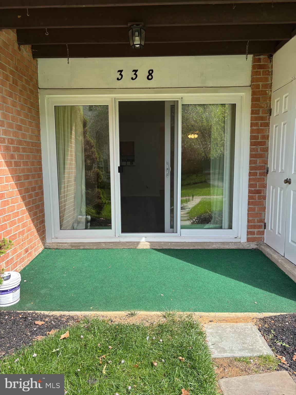 GLENHARDIE - Residential Lease