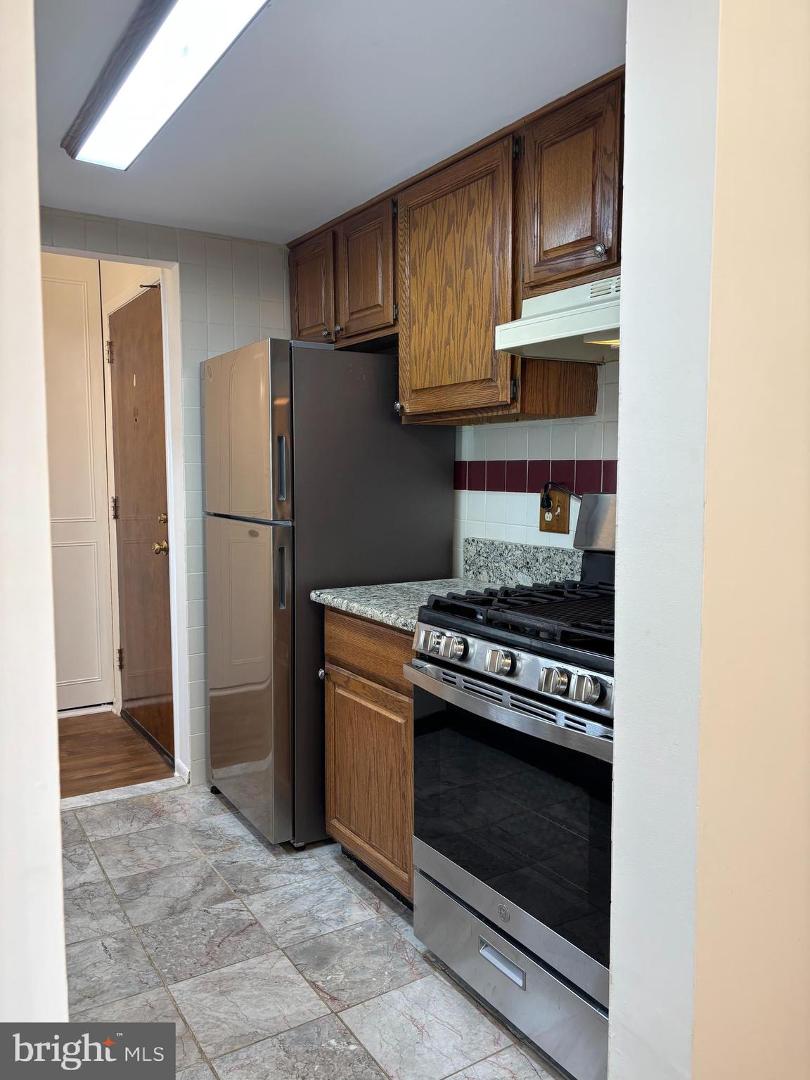 GLENHARDIE - Residential Lease