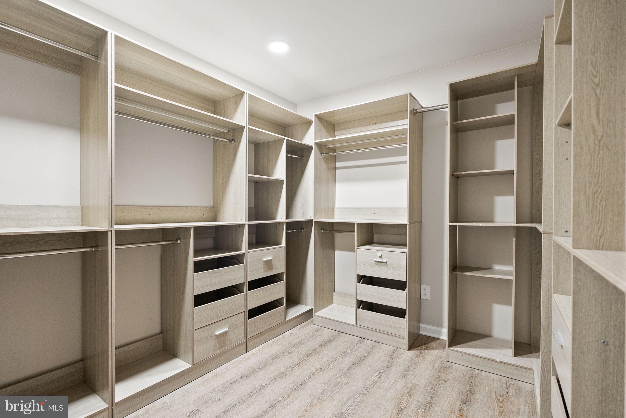 LITTLE ROCKY RUN - Residential