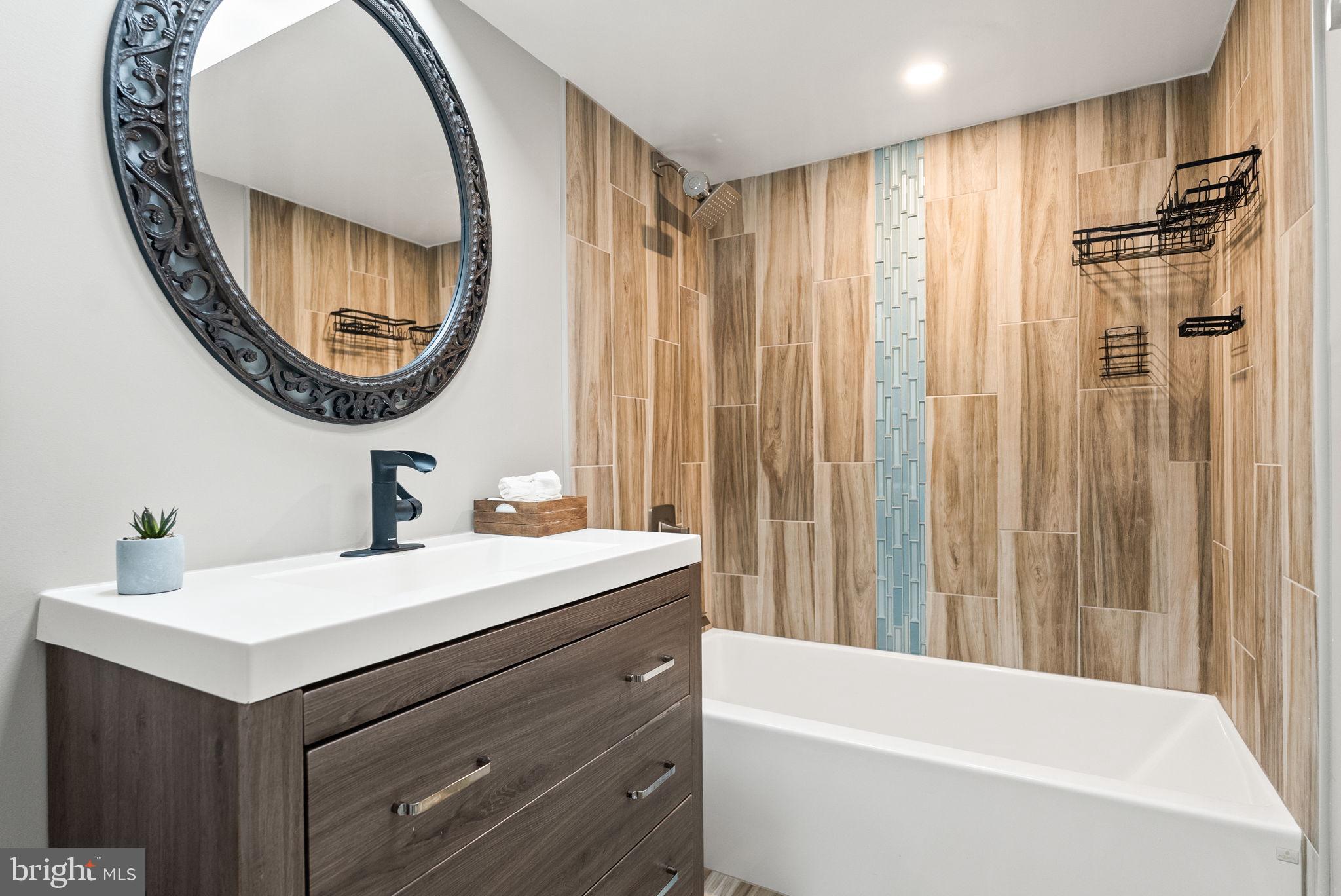 LITTLE ROCKY RUN - Residential