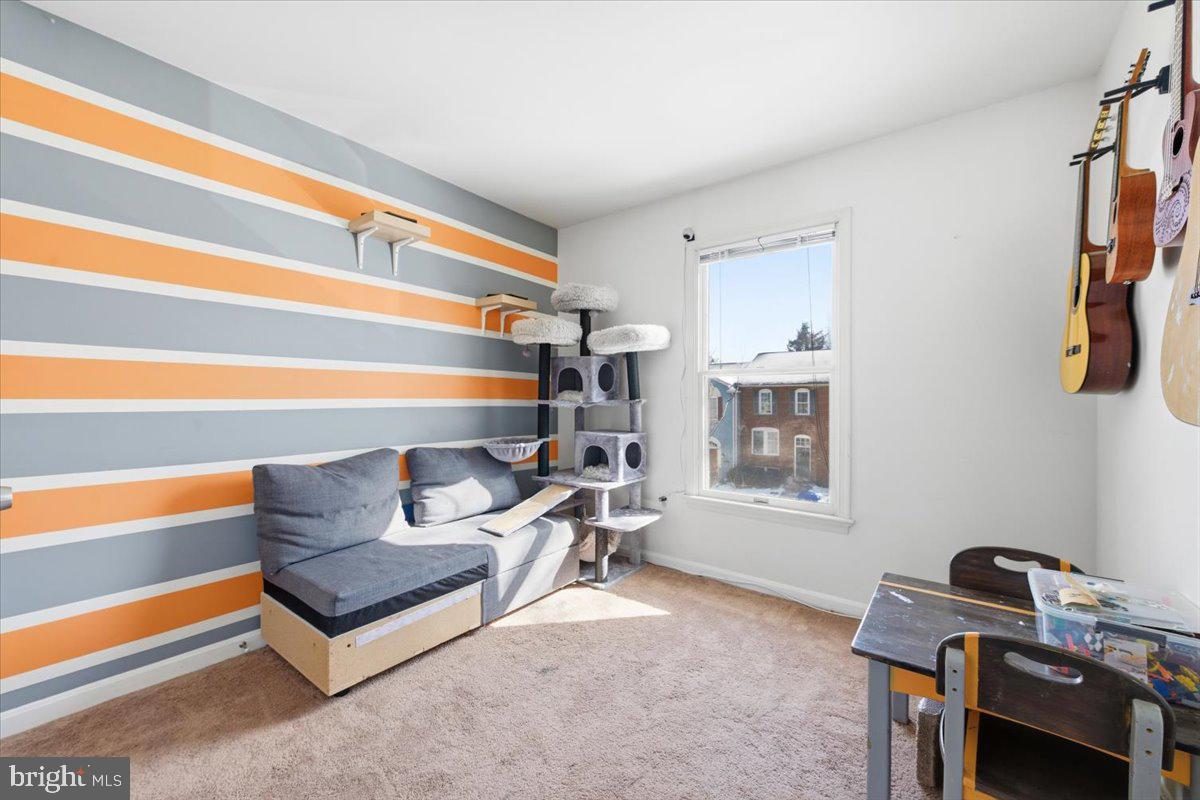 WHITTIER POND - Residential