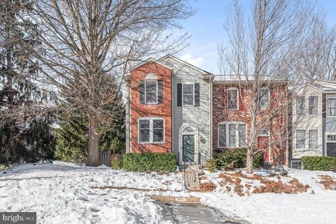 2411 DUNMORE COURT FREDERICK MD 21702