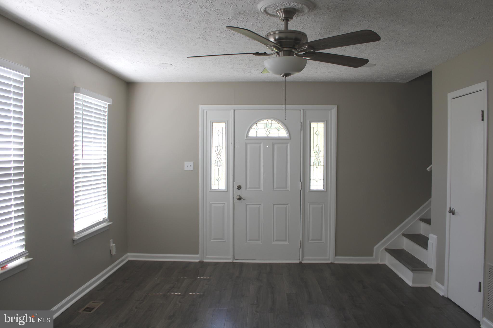 HARFORD SQUARE - Residential Lease