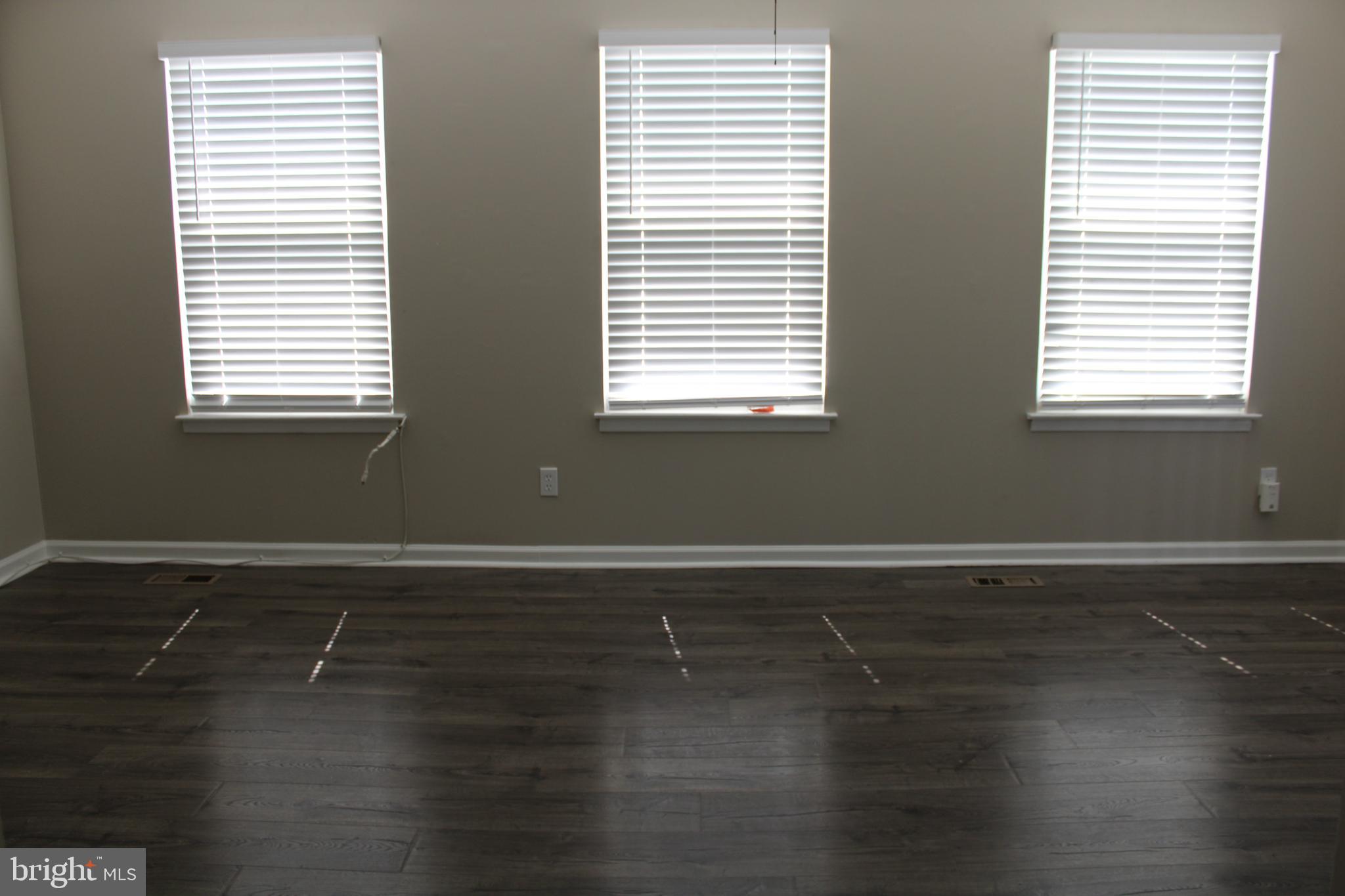 HARFORD SQUARE - Residential Lease