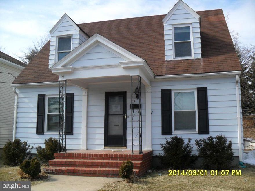 PRICE REDUCED! GREAT DEAL! Cute cape cod 3 bedroom, full bath, living room, kitchen, dining room, full unfinished basement and single detached garage.