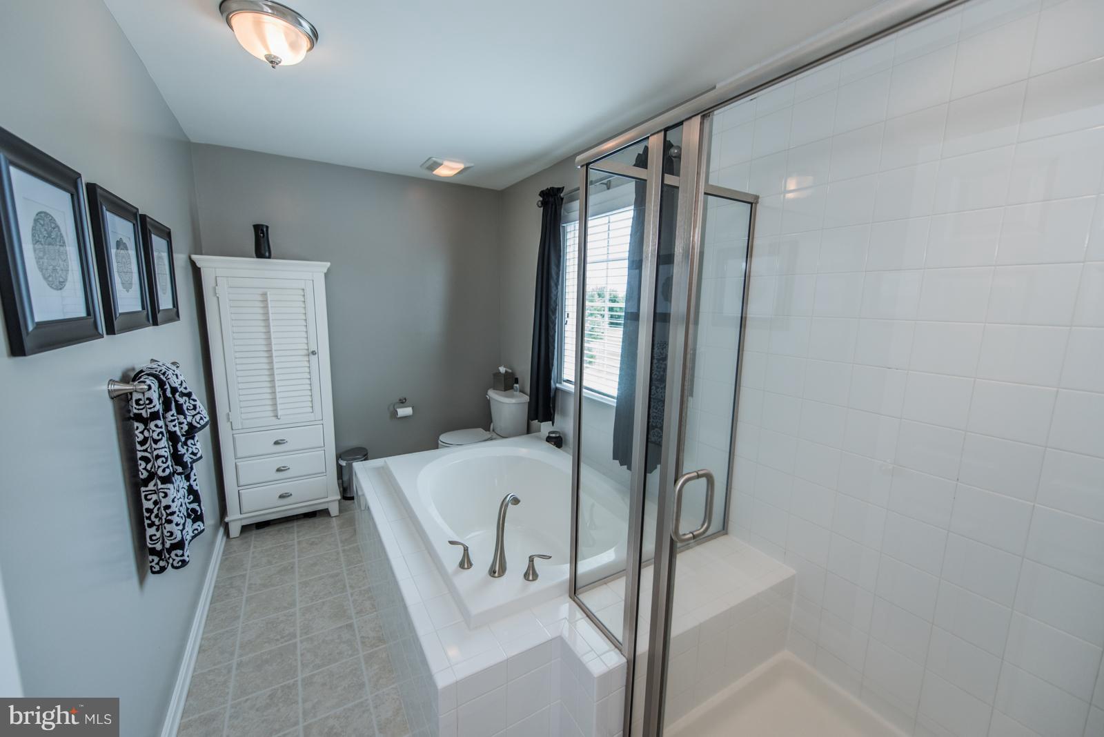 WILLOW RIDGE - Residential