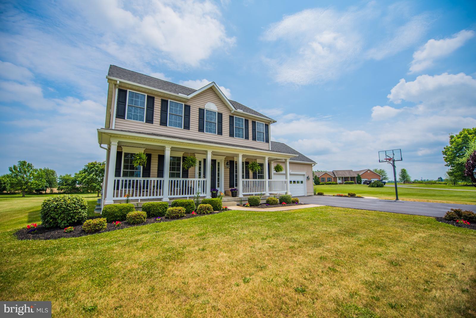 WILLOW RIDGE - Residential