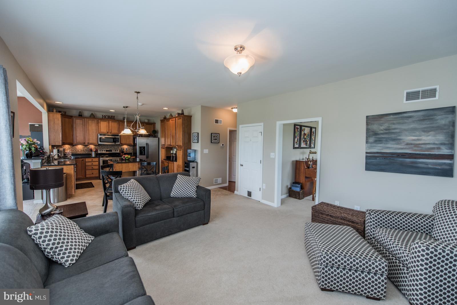 WILLOW RIDGE - Residential